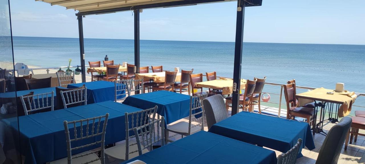 Deniz Hotel Kumburgaz Büyükçekmece Eksteriør billede